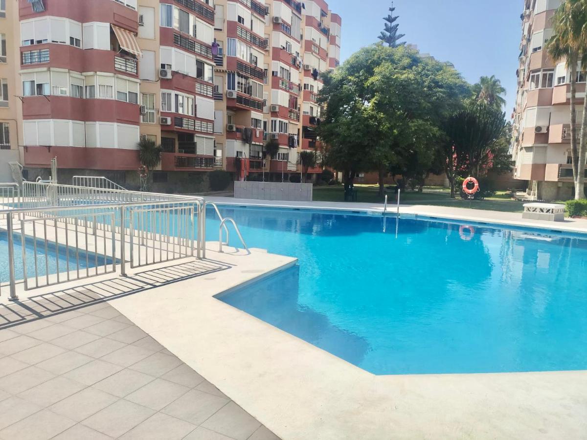 Precioso Estudio Con Piscina, Junto A La Playa Torre Del Mar Exterior foto