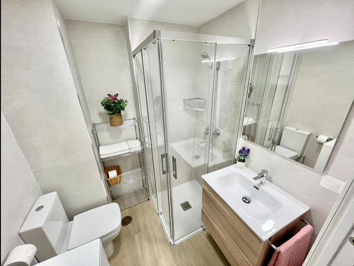 Precioso Estudio Con Piscina, Junto A La Playa Torre Del Mar Exterior foto